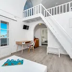 Maistros Village Santorini - Anamar Collection 5* Karterados (Santorini)